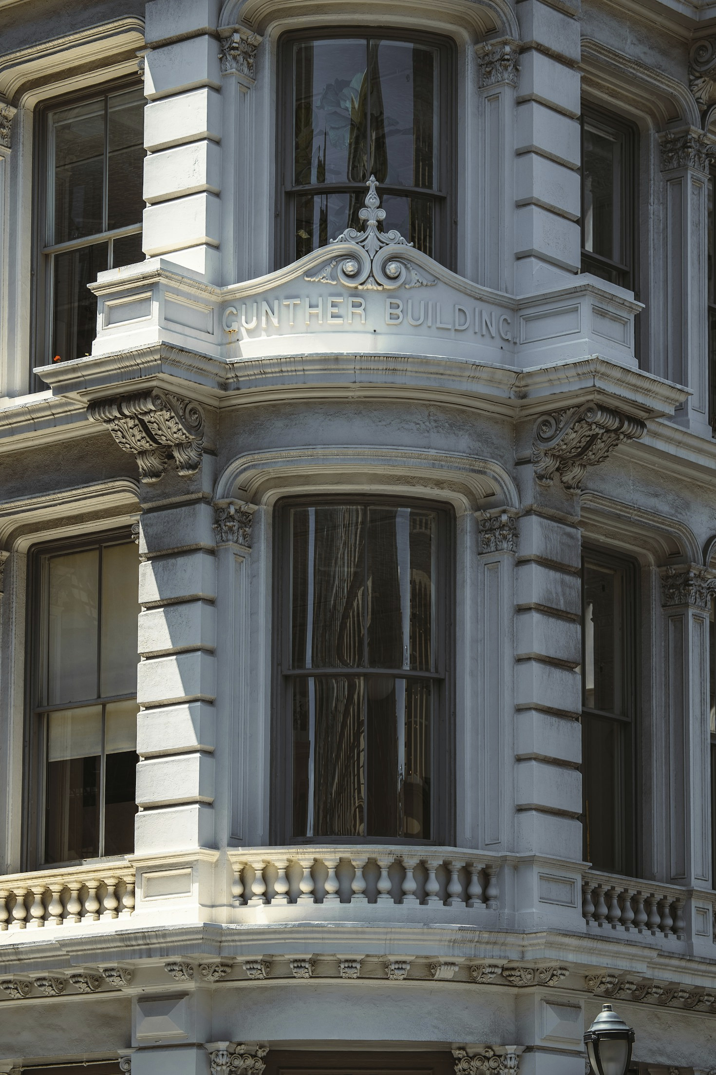 Exploring the Stories Behind NYC’s Iconic Buildings